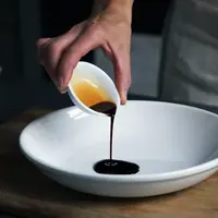 ilustrasi kecap asin/Photo by Caroline Attwood on Unsplash