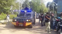 Polisi mengamankan 1,8 ton sabu di wilayah Batam (Liputan6.com/ Ajang Nurdin)