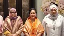 Gaya Titiek Soeharto Saat Hadir di Pernikahan Putri Kerajaan Pahang Malaysia. [@titieksoeharto]