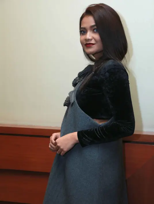 Akibat pengalaman buruk yang pernah dirasakan saat SMP, penyanyi jebolan ajang pencarian bakat, Citra Scholastika ikut bersuara. Melalui akun instagram, menceritakan pengalaman buruknya tiga tahun saat masih duduk di bangku SMP. (Nurwahyunan/Bintang.com)