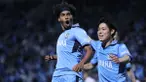 Hingga pekan ke-14 J1 League 2024, dua pemain tercatat menjadi pemuncak daftar top skor sementara masing-masing dengan torehan 11 gol. Berdiri sejajar dengan Leo Ceara, striker Cerezo Osaka asal Brasil, striker lokal milik Jubilo Iwata, Ryo Germain mampu bersaing di tengah gempuran para legiun asing. Seperti apa perjalanan karier sang local pride kelahiran Atsugi, Kanagawa, Jepang berusia 29 tahun yang memiliki darah Amerika Serikat dari sang ayah tersebut? Simak uraiannya berikut ini. (J.LEAGUE)