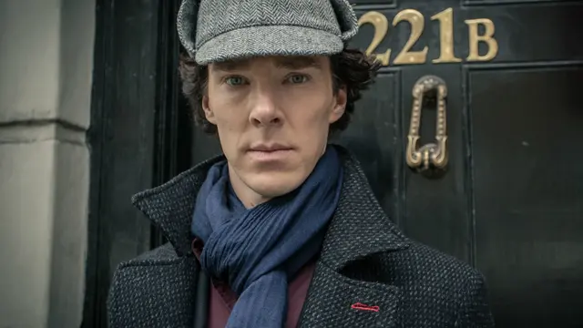 Benedict Cumberbatch Jadi Superhero Alien di Justice League?