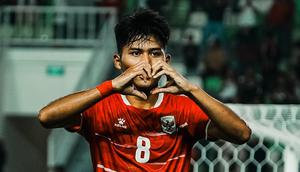 Striker timnas Indonesia Arkhan Kaka merayakan gol ke gawang Myanmar pada laga Grup A Piala AFF U-19 2026 di Stadion Utama Sumatera Utara, Senin (1/6/2026). (X Timnas Indonesia)