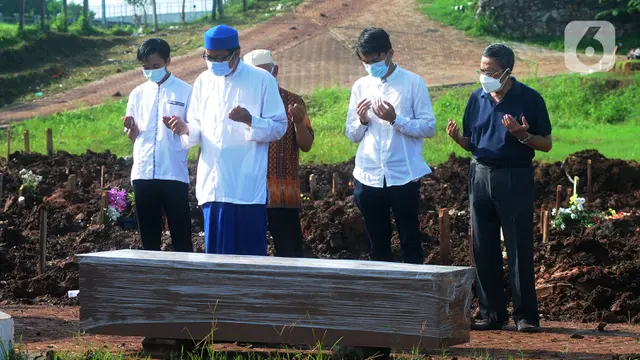 FOTO: Kasus Kematian Akibat COVID-19 di Tangerang Selatan Meningkat