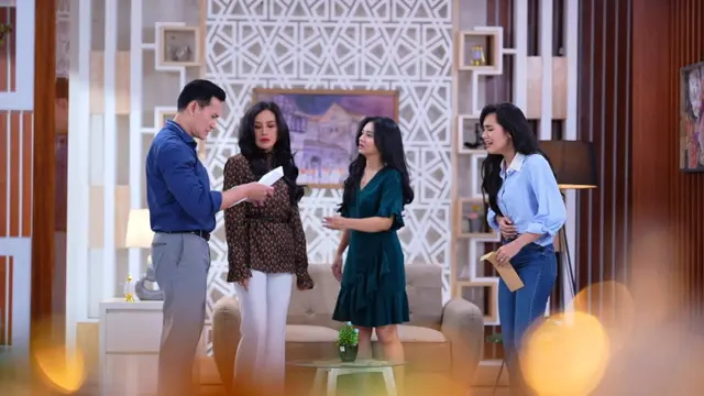 Cinta di Bawah Tangan