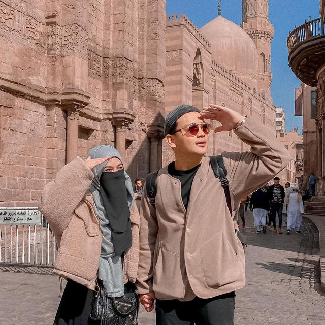 Kisah Cintanya Jadi Inspirasi, Ini 6 Potret Manis Natta Reza dan Wardah Maulina