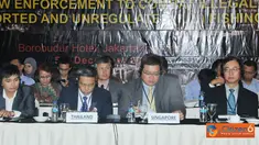 Citizen6, Jakarta: "Untuk itu sangat relavan agar IUU Fishing dimasukan sebagai bagian dari penanganan Trans National Organized Crime", kata Sharif. (Pengirim: Efrimal Bahri)