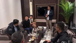 Polri dan Kepolisian China Barter Buronan, 3 WNA Ditukar 1 WNI