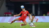 Aksi gelandang Timnas Indonesia, Ivar Jenner saat menghadapi Oman dalam laga uji coba di Stadion Utama Gelora Bung Karno, Jakarta pada Jumat (5/6/2026). (Bola.com/Bagaskara Lazuardi)
