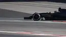 Pebalap Toro Rosso, Carlos Sainz mentatakna waktu terbaiknya 1m26.239s pada sesi test pramusim F1 hari ke-3 di Sirkuit Catalunya, Barcelona, Rabu (24/2/2016) WIB.  (REUTERS/Sergio Perez)