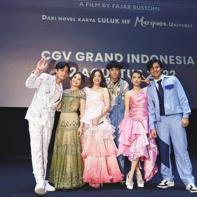 6 Potret Pemain Film 12 Cerita Glen Anggara, Temani Agustusan di Bioskop