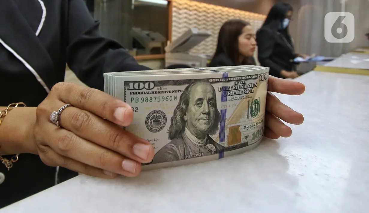 Mengutip Bloomberg, 24 Agustus 2023, nilai tukar rupiah pada perdagangan sore berakhir di Rp 15.246, menguat 49 poin atau setara 0,32 persen ketimbang pembukaan pagi tadi. (Liputan6.com/Angga Yuniar)
