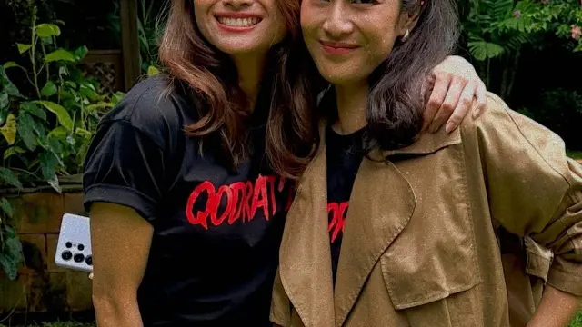 Potret Kedekatan Acha Septriasa dan Dian Sastro (credit: instagram/septriasaacha)