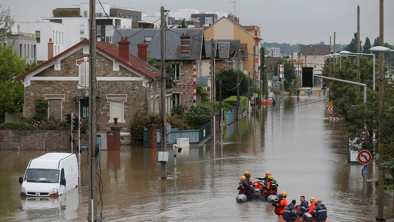 Banjir Paris Terburuk dalam 30 Tahun
