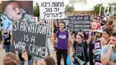 Mereka juga menuntut diakhirinya perang di Gaza dan menyoroti meningkatnya kelaparan di wilayah Palestina. (Jack GUEZ/AFP)