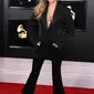 Miley Cyrus tampil seksi di Grammy Awards 2019 (dok. JON KOPALOFF / GETTY IMAGES NORTH AMERICA / AFP)