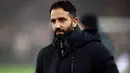 Saat ini, Manchester United masih berkutat di posisi 14 klasemen sementara dengan 22 poin dari 18 pertandingan. (HENRY NICHOLLS/AFP)