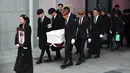 Seperti dikethaui, SHINee membatalkan konsernya di beberapa wilayah Jepang yang seharusnya digelar pada tahun ini. (JUNG Yeon-Je/AFP)