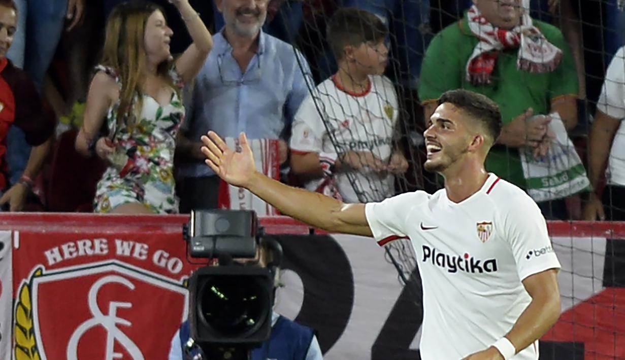 6. André Silva (Sevilla) - 8 gol (AFP/Cristina Quicler)