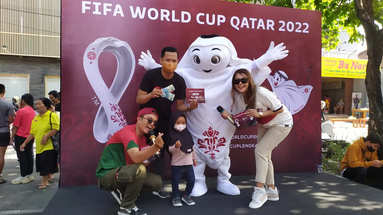 Maskot Piala Dunia 2022 La’eeb Meriahkan CFD Jl Slamet Riadi Solo
