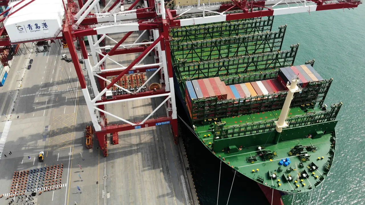 Kapal Kontainer Terbesar di Dunia