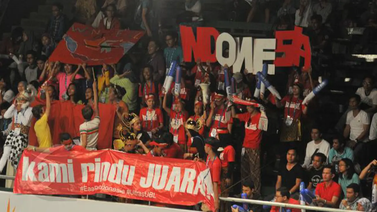 Kemeriahan Suporter #Eaaforindonesia di BCA Indonesia Open 2015