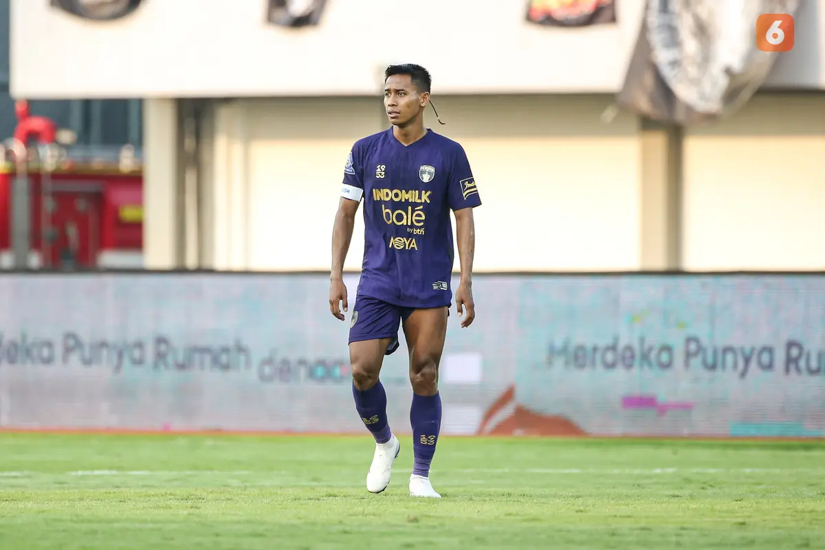 Persita Tangerang vs Persebaya Surabaya