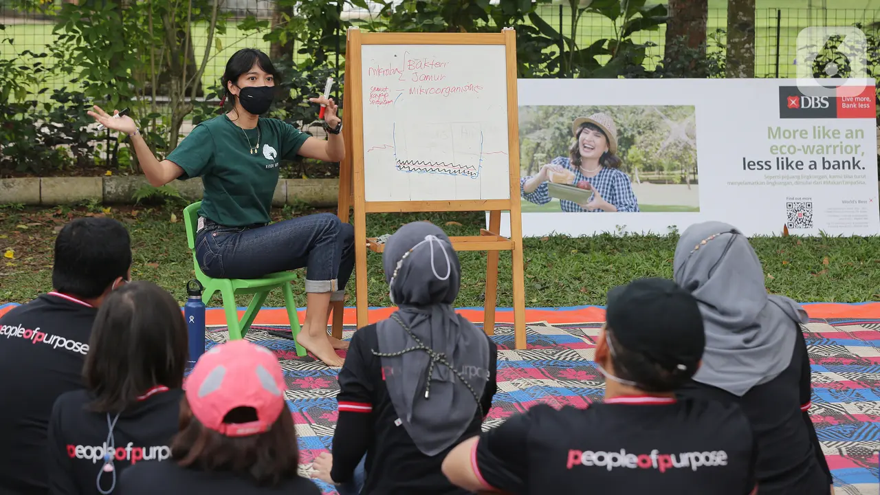 Mengelola Sampah Makanan lewat Program Kompos Kolektif