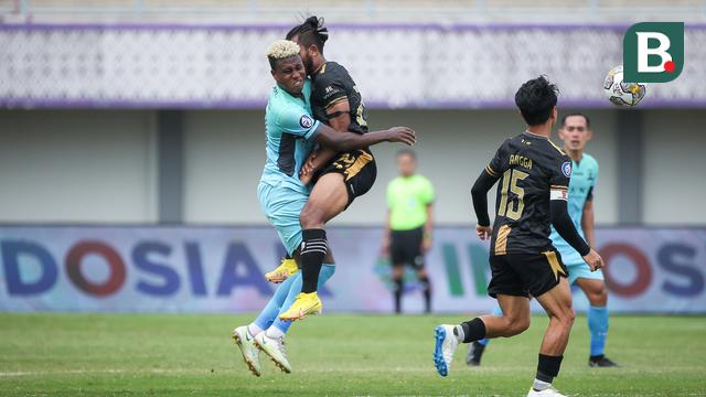 Foto: Egy Maulana Vikri Langsung Cetak Gol di Laga Debut BRI Liga 1, Dewa United Ditahan Imbang Madura United