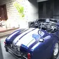 Shelby Cobra Roadster setir kanan milik Crazy Rich Ahmad Sahroni (Taulany TV)