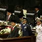 Presiden Joko Widodo (Jokowi) menyampaikan Pidato Kenegaraan, Nota Keuangan dan Rancangan Anggaran Pendapatan Belanja Negara (RAPBN) 2018 di Gedung Parlemen, Jakarta (16/8). (Liputan6.com/Johan Tallo)