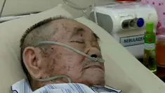 Sakari Seorang Veteran Kemerdekaan yang berasal dari Jepang lalu beralih ke warga negara Indonesia, Ia merasa perjuanganya sia-sia melihat banyaknya kasus korupsi yang terjadi di bangsa ini.