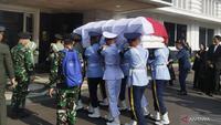 Jenazah Eks Menhan Juwono Sudarsono Tiba di Gedung Kemhan (AntaraNews)