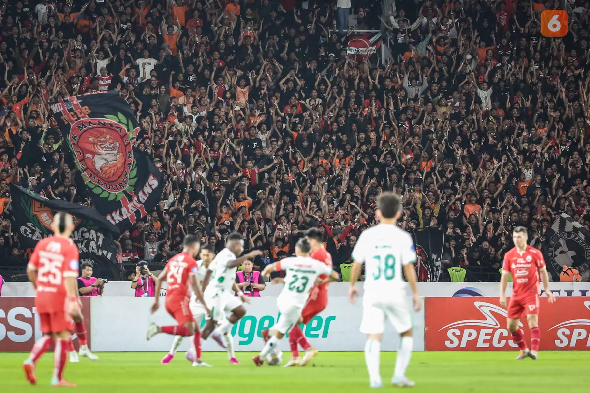 Foto: Malam Spektakuler saat Persija Jakarta Kembali Bermain di GBK, Tutup BRI Liga 1 2022/2023 dengan Kemenangan Manis