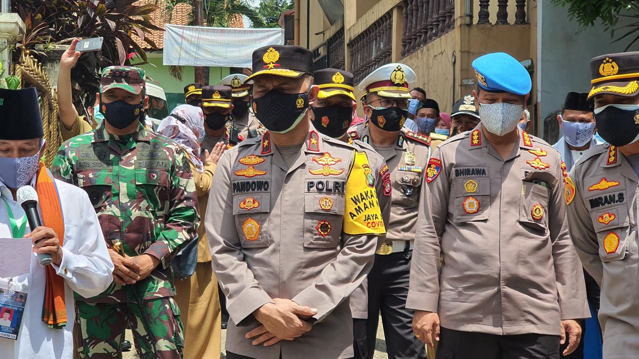 Wakapolda Metro Jaya Brigjen Hendro Pandowo mengunjungi Kampung Tangguh di Kota Depok