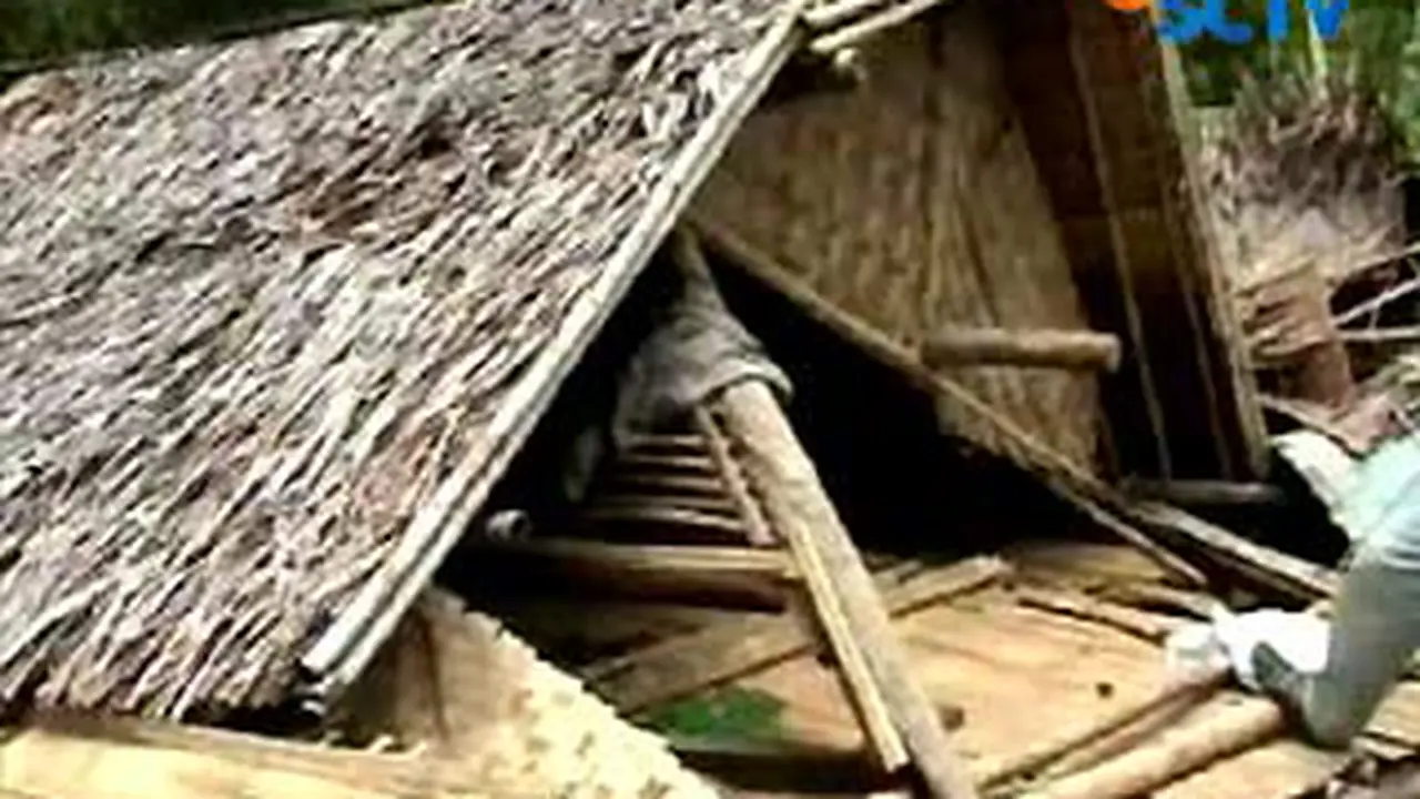 100213cputing_beliung.jpg