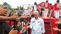 Caption : Ganjar Pranowo menghadiri kampanye terbuka di Alun-alun Wates, Kulon Progo. (Liputan6.com/Dicky Agung Prihanto)