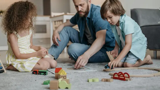 7 Cara Mudah untuk Menanamkan Empati Pada Anak (photo by pexels.com)