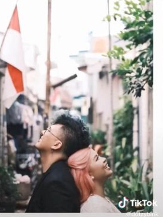 Viral dan Bikin Salut, Ini 6 Potret Prewedding di Gang Sempit dan Padat Penduduk