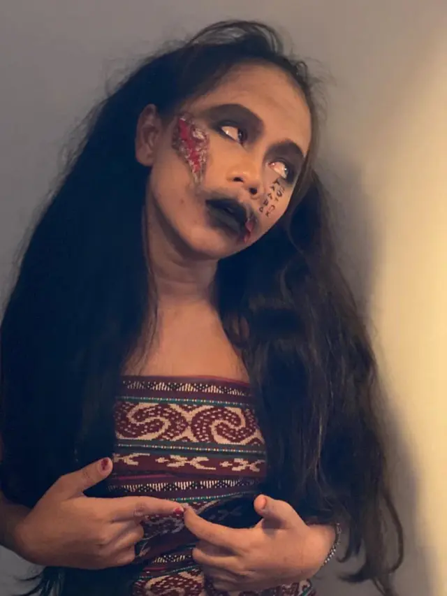 6 Potret Cimoy Montok Ikut Lathi Challenge, Makeupnya Ngeri