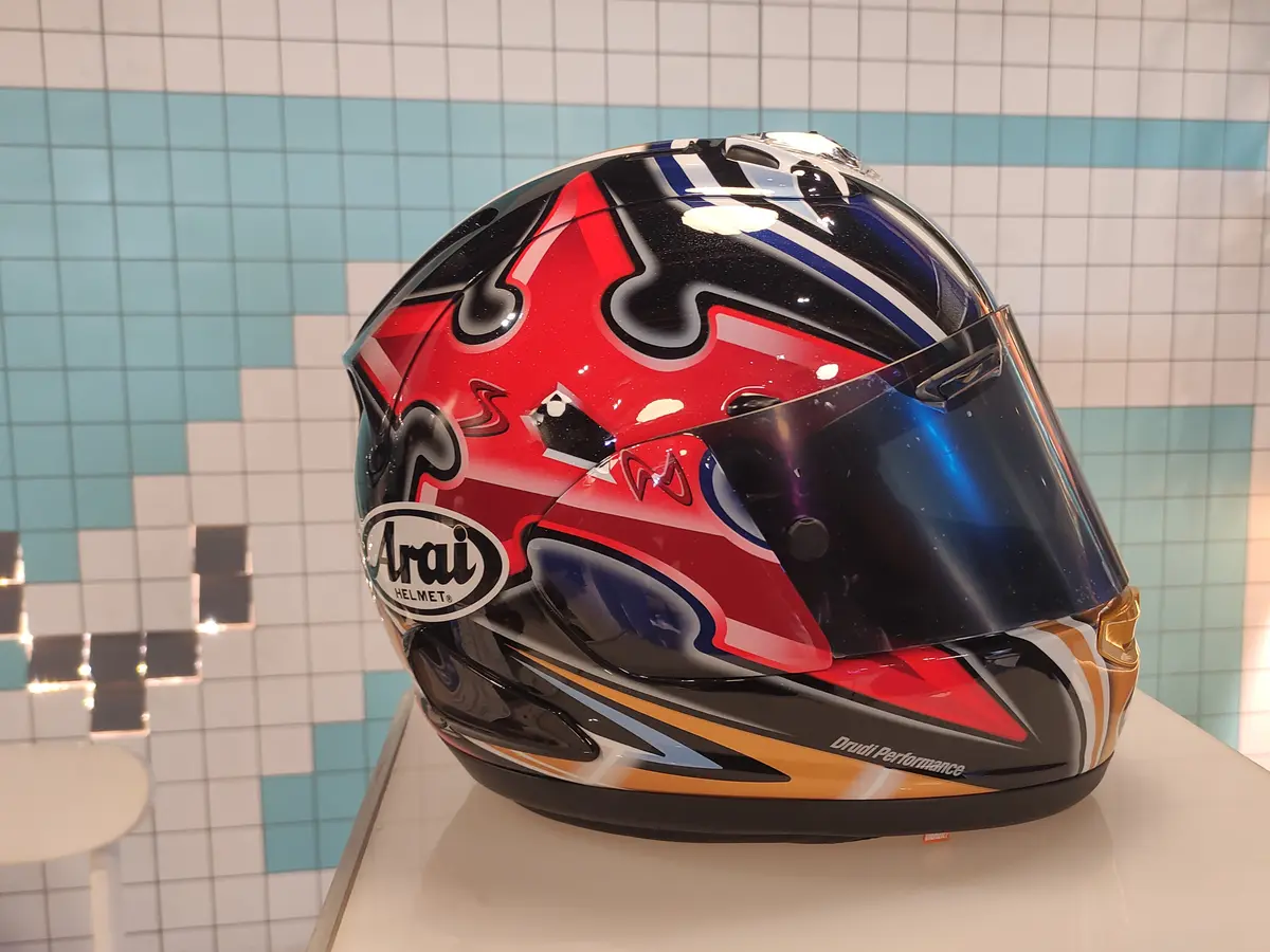 Helm arai 2025 shinya nakano