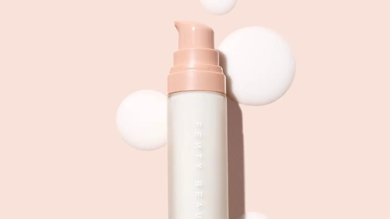 Primer Mattifying Rihanna Jadi Penyelamat Makeup di Cuaca Ekstrem