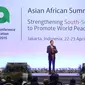 Presiden Indonesia, Joko Widodo memberikan sambutan pada acara pembukaan Konfrensi Tingkat Tinggi Asia Afrika di JCC, Jakarta, (22/4/2015). Jokowi mengatakan masa depan dunia ada di tangan bangsa Asia-Afrika. (Liputan6.com/Herman Zakharia)