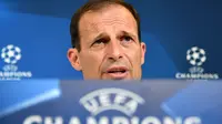 Massimiliano Allegri dalam jumpa pers prapertandigan Juventus vs AS Monaco. (AFP / ALBERTO PIZZOLI)