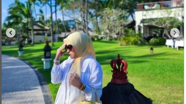 Syahrini istri Reino Barack bertemu ibunda dan Aisyahrani sang adik di Bali (Foto: instagram princessyahrini)