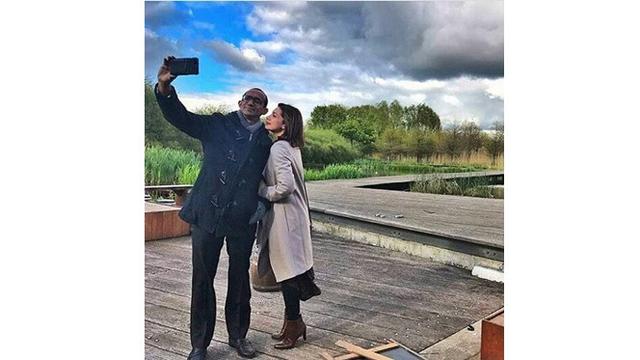 Jarang Terekspos, Ini 6 Momen Mesra Najwa Shihab Bareng Suami