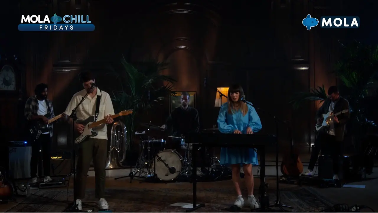 Oh Wonder Mola Chill Fridays