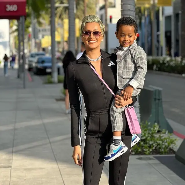 Kimmy Jayanti dan gaya busananya (Instagram/kimmyjayanti)