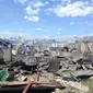 Kondisi pasca kebakaran hebat landa pemukiman padat penduduk di Kota Makassar (Liputan6.com/Fauzan)