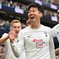 Sayap kiri Tottenham Hotspur, Son Heung-min tampil tajam musim 2021/2022 dengan mengoleksi 20 gol di semua ajang sejauh ini. Jika ditotal, hingga kini ia telah mencetak 127 gol selama 7 musim membela Spurs. Tercatat 7 klub Inggris, termasuk Man City jadi lumbung golnya. (AFP/Glyn Kirk)